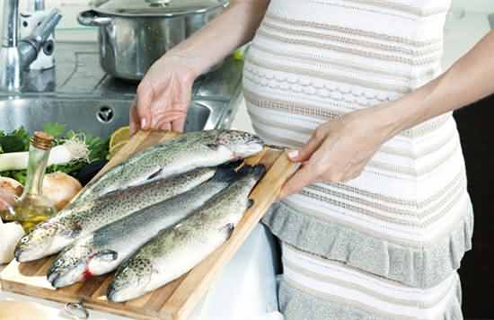 孕期吃鱼好处多,但不要吃这种类型的鱼